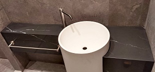 Столешница для ванной из кварцевого агломерата Smart Quartz Marquina